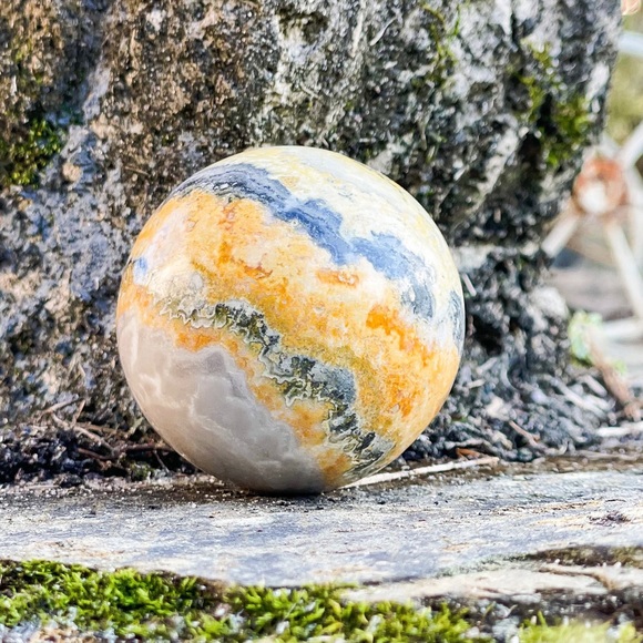 Bumble Bee Jasper 51 mm Sphere Orb mineral Decor - Picture 4 of 7